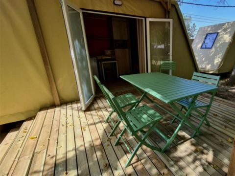 BUNGALOW TOILÉ 4 personnes - Coco Sweet (sans sanitaires)