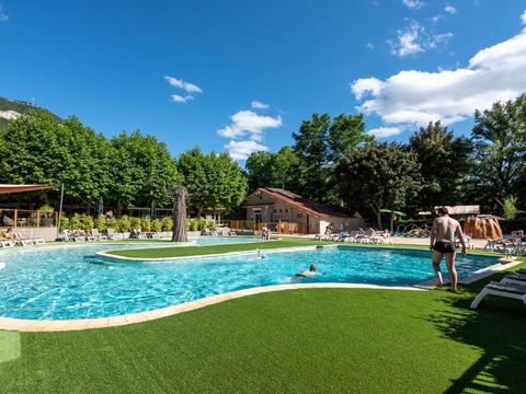 Camping Maeva Escapades Millau Plage - Camping Aveyron