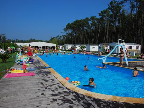 Camping Land's Hause Bungalow - Camping Région de Lisbonne - Image N°7