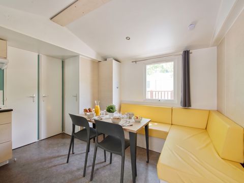 MOBILHOME 6 personnes - en arrivée le samedi