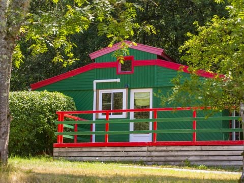 CHALET 4 personnes - Chalet vert et rouge 35m²  - 1 chambre + mezzanine