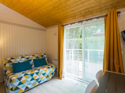 CHALET 4 personnes - Chalet vert et rouge 35m²  - 1 chambre + mezzanine