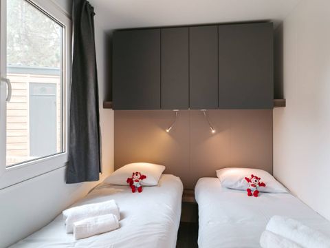 MOBILHOME 6 personnes - Cottage Nazaré 6 p 3 Ch 2 Sdb **** clim