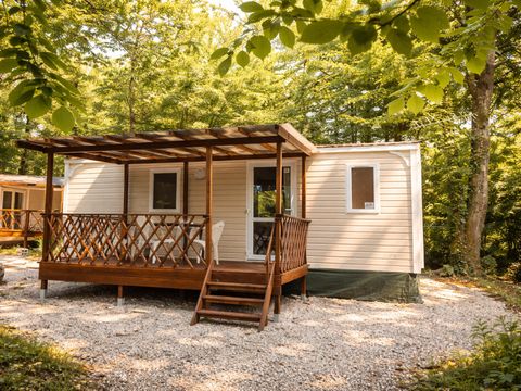 MOBILHOME 4 personnes - P'tit budget- 2 chambres + terrasse- Clim et TV Inclus