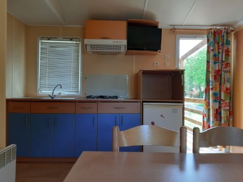 MOBILHOME 4 personnes - P'tit budget- 2 chambres + terrasse- Clim et TV Inclus