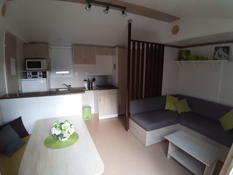 MOBILHOME 4 personnes - CONFORT PLUS- 2 chambres + 2 salles de bain- Clim et TV inclus