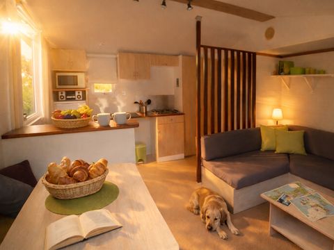 MOBILHOME 4 personnes - CONFORT PLUS- 2 chambres + 2 salles de bain- Clim et TV inclus