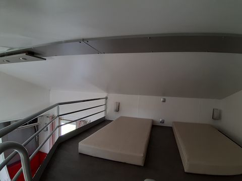 MOBILHOME 9 personnes - FAMILY GRAND CONFORT - 3 chambre + 2 salles de bain+ mezzanine + grande véranda + terrasse couverte