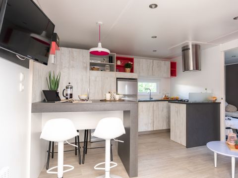 MOBILHOME 4 personnes - Cottage Prestige 40 m² - 2 chambres - 2 salles de bain (draps et serviettes inclus) 2/4 pers