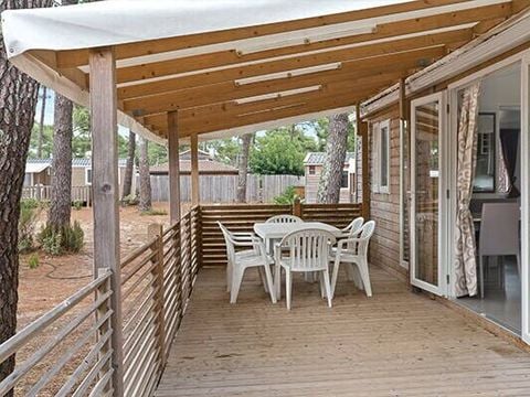 MOBILHOME 6 personnes - Mobil-home | Comfort | 3 Ch. | 6 Pers. | Terrasse surélevée | 2 SDB | Clim.