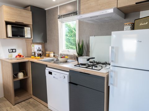 BUNGALOW 2 personnes - Prestige 20 m² - 1 chambre (draps et serviettes inclus) BUNGALOW 2 personnes - Prestige 20 m² - 1 chambre (draps et serviettes inclus)