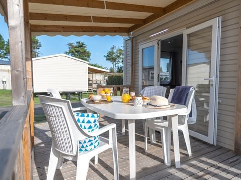 BUNGALOW 2 personnes - Prestige 20 m² - 1 chambre (draps et serviettes inclus) BUNGALOW 2 personnes - Prestige 20 m² - 1 chambre (draps et serviettes inclus)