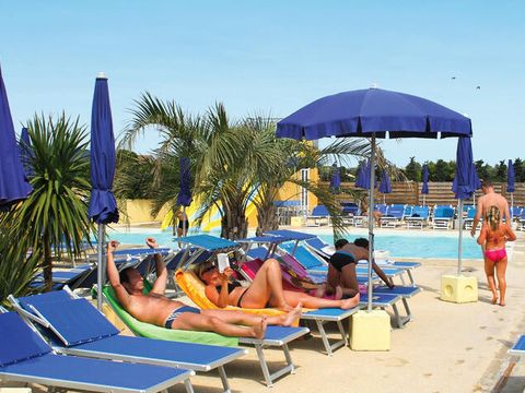 Camping Les Sources - Camping Vaucluse