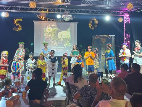 Camping La Montagne - Camping Vaucluse