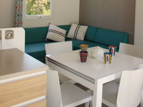 MOBILHOME 6 personnes - Cottage Nouméa - 3 chambres - 2 salles de bains - Draps et serviettes inclus ****