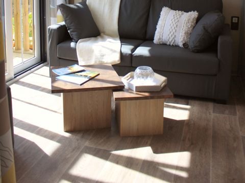 CHALET 4 personnes - Premium Badiane - 2 chambres - 2 salles de bains - Draps, serviettes, plancha, forfait ménage