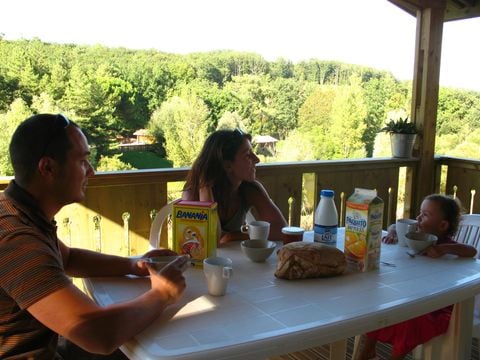 CHALET 6 personnes - CHARLAY