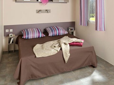 MOBILHOME 6 personnes - Cottage Family - 3 chambres : 32m² - Terrasse non couverte 11m² - 6 pers.