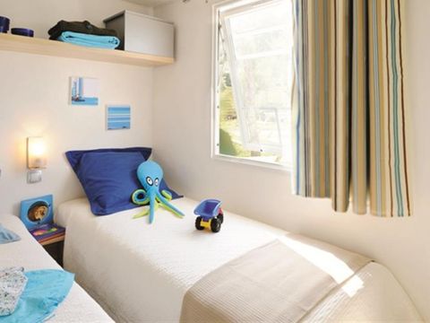 MOBILHOME 6 personnes - Cottage Family - 3 chambres : 32m² - Terrasse non couverte 11m² - 6 pers.