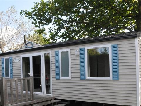 MOBILHOME 6 personnes - Cottage Family - 3 chambres : 32m² - Terrasse non couverte 11m² - 6 pers.