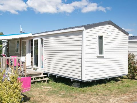 MOBILHOME 8 personnes - Cottage Quatro - 4 chambres : 39 m² + 15 m² terrasse semi couverte