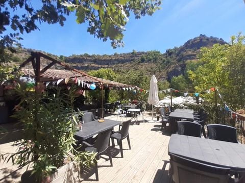 HÉBERGEMENT INSOLITE 6 personnes - Cabane équipée - 2 chambres 25m²