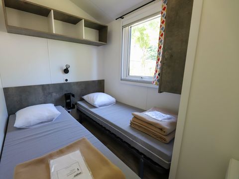 MOBILHOME 8 personnes - 3 chambres - 8 personnes