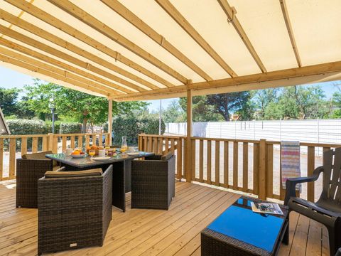 MOBILHOME 6 personnes - Mobil-home | Premium | 3 Ch. | 6 Pers. | Terrasse surélevée | Clim. | TV