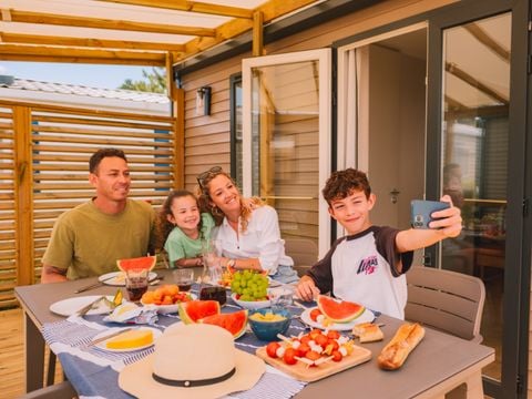 MOBILHOME 4 personnes - PREMIUM 2 chambres env. 30m²