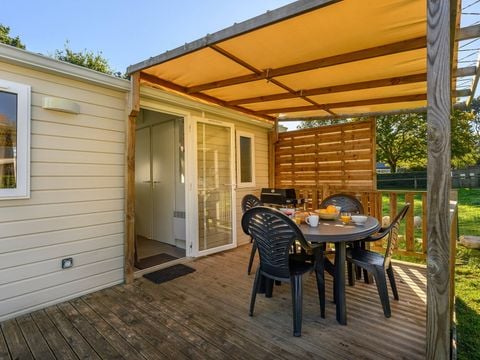 BUNGALOW 6 personnes - Mobil-home | Comfort | 2 Ch. | 4/6 Pers. | Terrasse surélevée | Clim.
