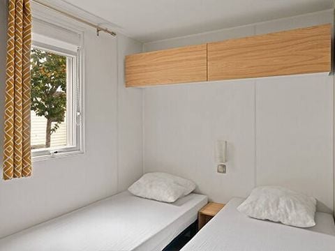 BUNGALOW 6 personnes - Mobil-home | Comfort | 3 Ch. | 6 Pers. | Terrasse surélevée | Clim.