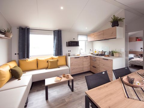 MOBILHOME 8 personnes - Padang Padang - arrivée mercredi