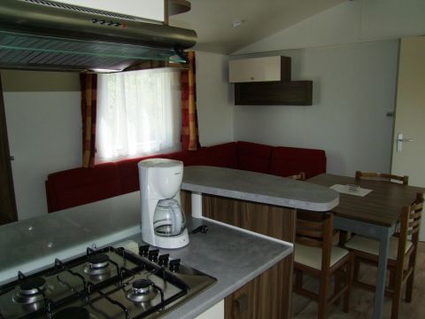 Mobilhome 8 personnes - 3 chambres - 6 couchages - 2 salles de bain - 40 m²