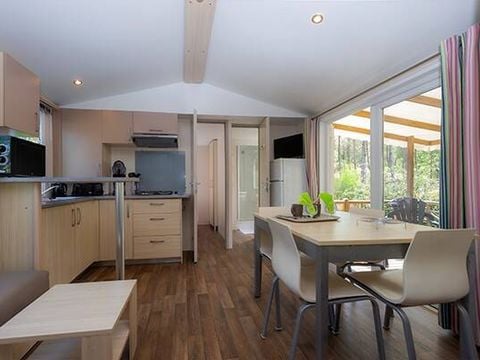 MOBILHOME 6 personnes - Mobil-home | Comfort | 3 Ch. | 6 Pers. | Terrasse surélevée | Clim. | TV