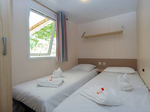 MOBILHOME 6 personnes - Mobil-home | Comfort | 3 Ch. | 6 Pers. | Terrasse surélevée | Clim. | TV