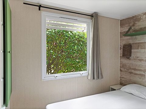 Mobilhome 6 personnes - Classic XL | 3 Ch. | 6 Pers. | Terrasse surélevée | Clim.