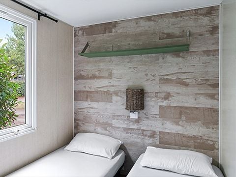 MOBILHOME 6 personnes - Classic XL | 3 Ch. | 6 Pers. | Terrasse surélevée | Clim.