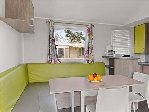 MOBILHOME 6 personnes - Classic | 3 Ch. | 6 Pers. | Terrasse simple MOBILHOME 6 personnes - Classic | 3 Ch. | 6 Pers. | Terrasse simple