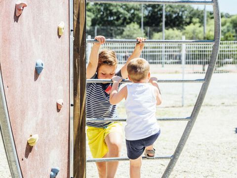 Camping Le Bois Fleuri - Camping Pyrenees-Orientales - Image N°14