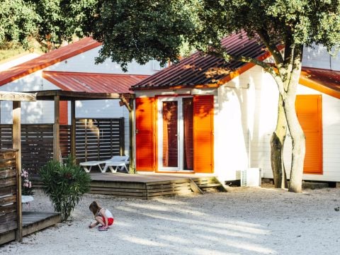 CHALET 6 personnes - Chalet 4 pièces 4 adultes + 2 enfants 2 SdB Climatisé