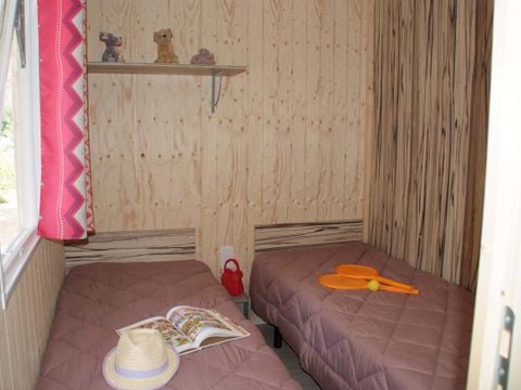 BUNGALOW 8 personnes - A thème