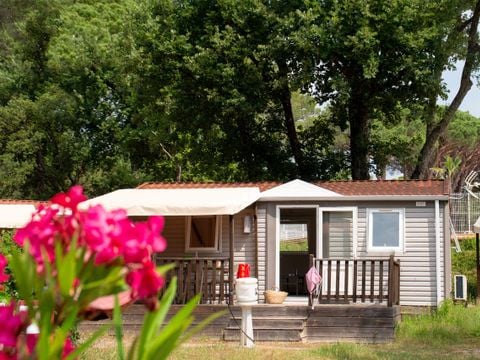 BUNGALOW 6 personnes - Sup