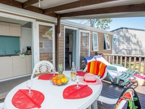 BUNGALOW 8 personnes - LUXE