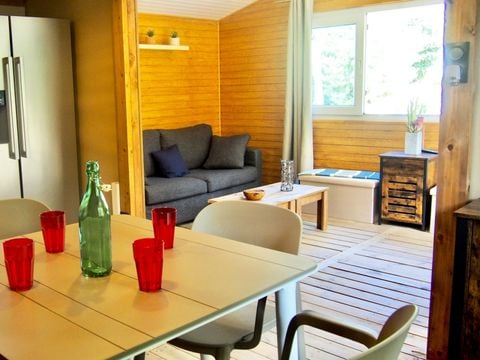 TENTE TOILE ET BOIS 7 personnes - Ecolodge 4 pièces Climatisé + TV