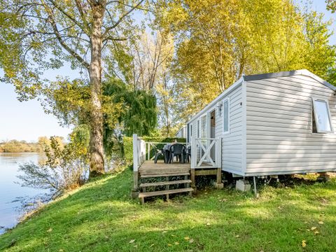 MOBILHOME 6 personnes - 2 chambres (29 m²) n°0 à 2 en bord de Rivière et climatisé, samedi au samedi