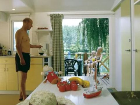 MOBILHOME 6 personnes - 2 chambres en bord de Rivière et climatisé Dimanche/Dimanche (29 m²) n°0 à 2