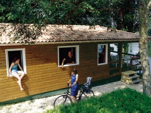 CHALET 8 personnes - STAR 3 chambres (45 m²), climatisé - n°22 à 27