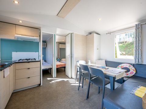 Mobilhome 6 personnes - 3 chambres en bord de Rivière, climatisé Dimanche/Dimanche (33 m²) n°3 à 5