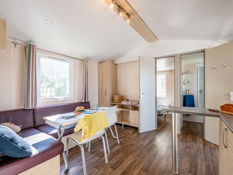 Mobilhome 6 personnes - 3 chambres en bord de Rivière, climatisé Dimanche/Dimanche (33 m²) n°3 à 5