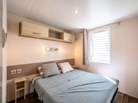 Mobilhome 6 personnes - 2 chambres en bord de Rivière et climatisé Dimanche/Dimanche (29 m²) n°0 à 2 6 personnes